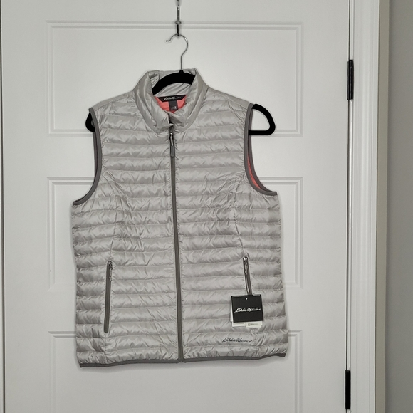 Eddie Bauer Women's Down Puffer Vest Size MEDIUM New With Tags - Picture 3 of 10